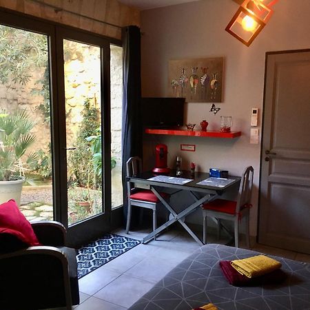 Chambre Sur Jardin Secret - Avignon Centre - Climatisee ภายนอก รูปภาพ