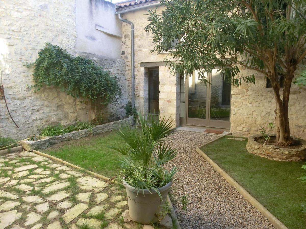 Chambre Sur Jardin Secret - Avignon Centre - Climatisee ภายนอก รูปภาพ