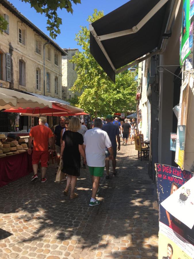 Chambre Sur Jardin Secret - Avignon Centre - Climatisee ภายนอก รูปภาพ